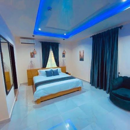 לגוס West Wing Hotel מראה חיצוני תמונה