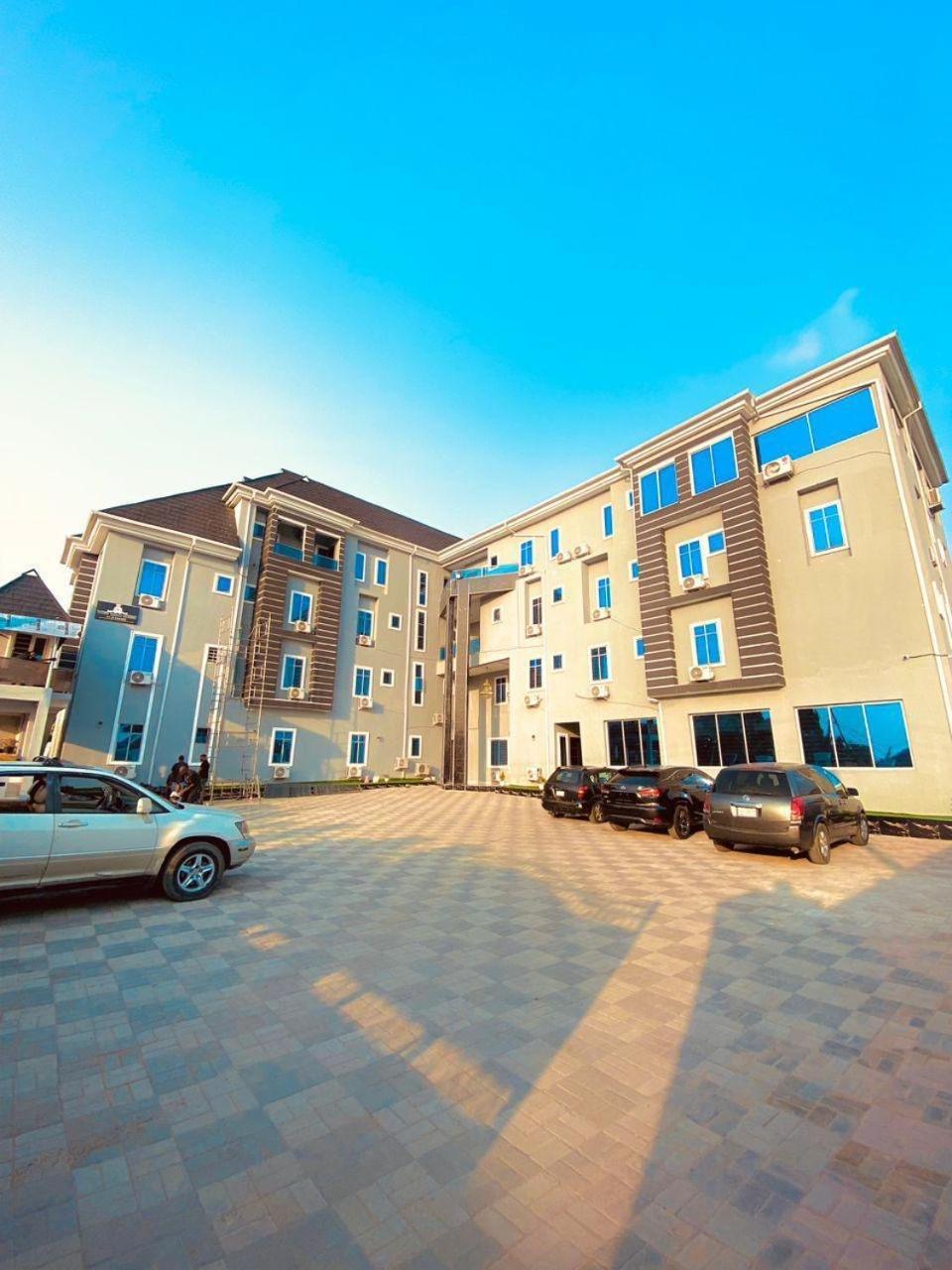 לגוס West Wing Hotel מראה חיצוני תמונה