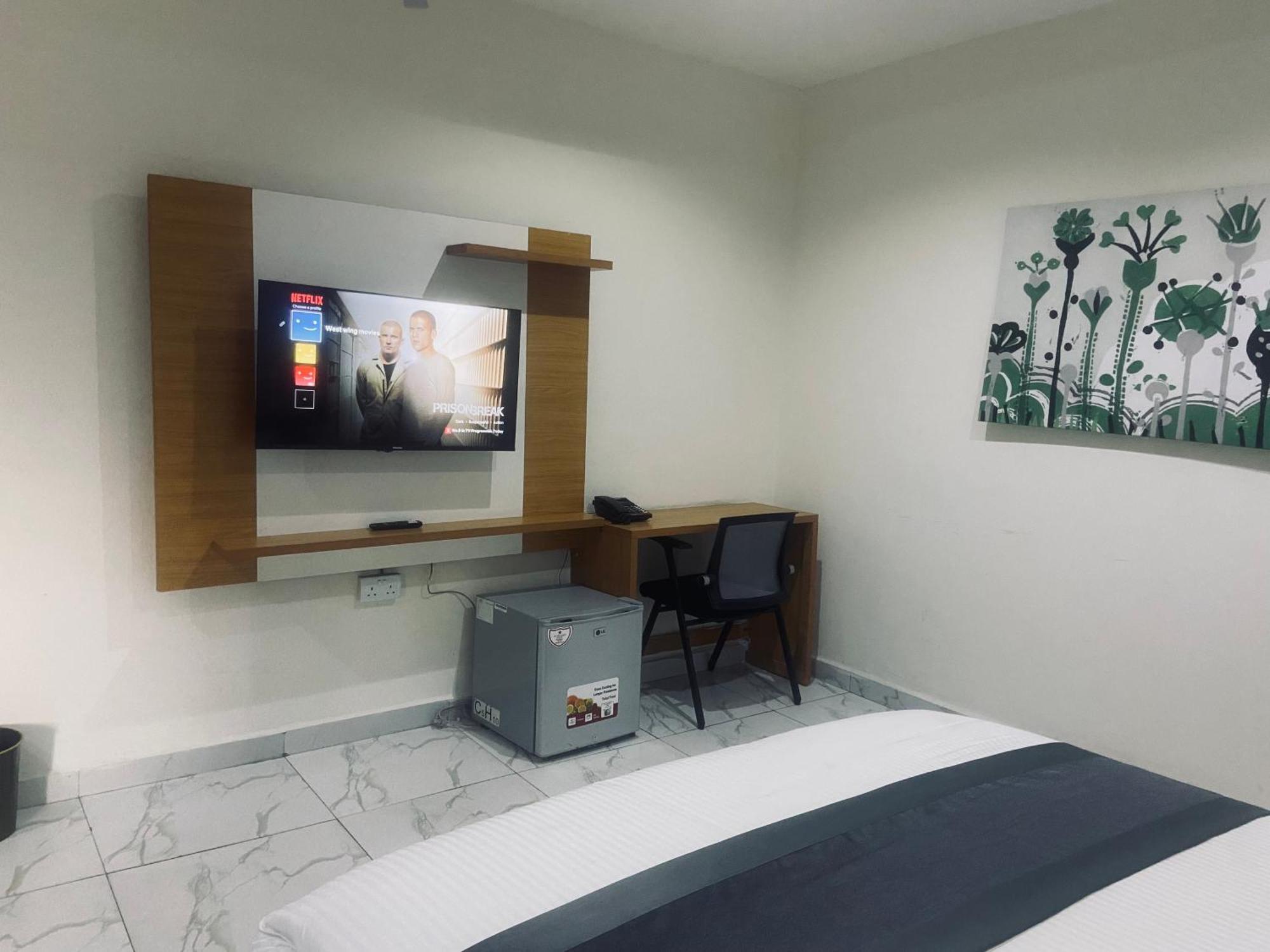 לגוס West Wing Hotel מראה חיצוני תמונה
